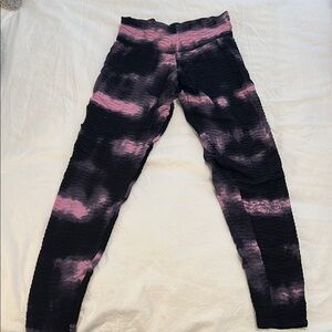 Booty by Brabants Pink and Black Tie-Dye Leggings